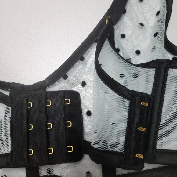 Victoria’s Secret Black Sheer Lace Polka Dot Unlined Plunge Bra Size 34C - Picture 6 of 11